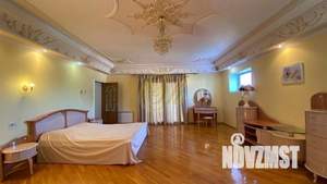 Дом 1000м², 3-этажный, посуточно, 