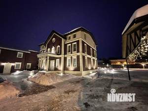 Дом 800м&sup2;, 3-этажный, посуточно, 