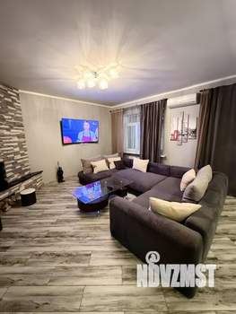 Таунхаус 220м², 2-этажный, на длительный срок, 