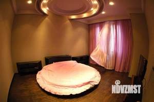 Дом 1200м², 3-этажный, посуточно, 