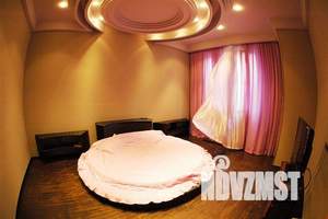 Дом 1200м², 3-этажный, посуточно, 