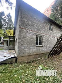 Дом 272м&sup2;, 2-этажный, участок 17 сот.  