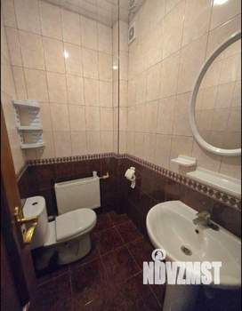 Дом 350м², 3-этажный, участок 12 сот.  