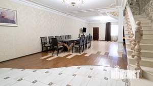 Дом 300м², 3-этажный, участок 7 сот.  