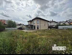 Дом 210м², 2-этажный, участок 10 сот.  