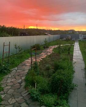 Дом 60м², 2-этажный, участок 6 сот.  