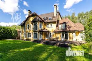Дом 700м², 3-этажный, участок 34 сот.  