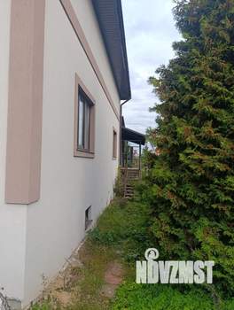 Коттедж 355м², 3-этажный, участок 10 сот.  