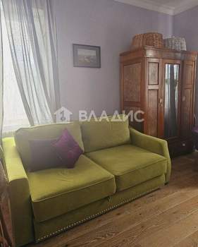 Дом 270м², 2-этажный, участок 9 сот.  