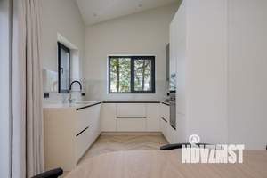 Коттедж 185м², 1-этажный, участок 6 сот.  