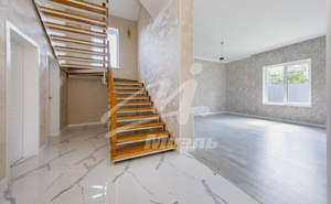 Дом 184м&sup2;, 2-этажный, участок 6 сот.  