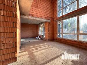 Дом 250м², 2-этажный, участок 9 сот.  
