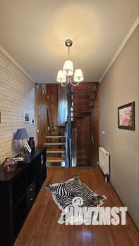 Коттедж 180м², 2-этажный, участок 15 сот.  