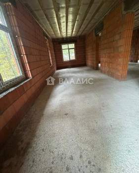 Дом 240м², 2-этажный, участок 15 сот.  