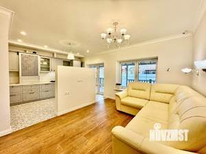 Дом 151м&sup2;, 2-этажный, участок 2 сот.  