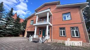 Коттедж 445м², 3-этажный, участок 15 сот.  