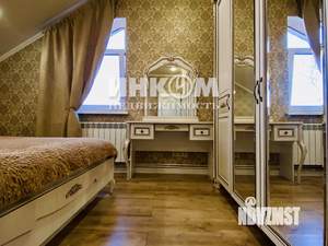 Дом 244м², 3-этажный, участок 6 сот.  