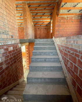 Дом 234м², 2-этажный, участок 6 сот.  