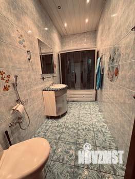 Дом 489м&sup2;, 3-этажный, участок 10 сот.  