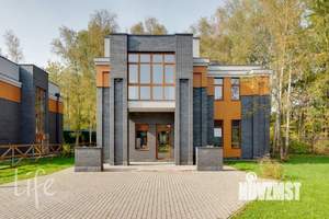 Дом 259м², 2-этажный, участок 11 сот.  