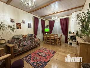 Дом 210м², 2-этажный, участок 17 сот.  