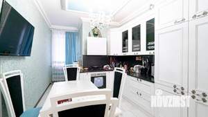 Дом 300м², 3-этажный, участок 7 сот.  