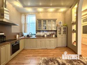 Таунхаус 281м², 3-этажный, участок 3 сот.  