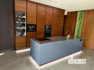 Дом 460м&sup2;, 1-этажный, участок 15 сот.  