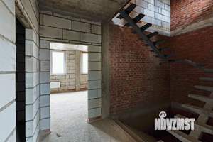 Таунхаус 270м², 4-этажный, участок 1 сот.  