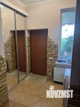 Коттедж 127м², 2-этажный, участок 6 сот.  