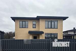 Дом 220м², 2-этажный, участок 6 сот.  