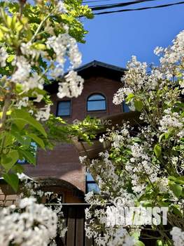 Дом 568м², 3-этажный, участок 15 сот.  