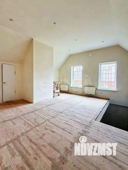 Дом 450м², 3-этажный, участок 15 сот.  