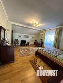 Дом 162м², 2-этажный, участок 12 сот.  