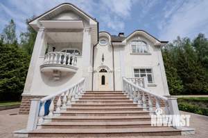 Дача 450м², 2-этажный, участок 35 сот.  