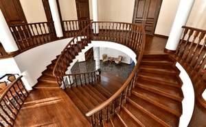 Дом 1500м², 2-этажный, участок 100 сот.  