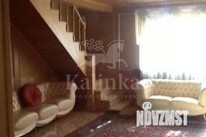 Дом 350м², 3-этажный, участок 40 сот.  