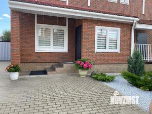 Таунхаус 154м², 3-этажный, участок 3 сот.  