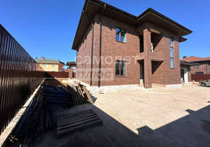 Дом 340м², 2-этажный, участок 12 сот.  