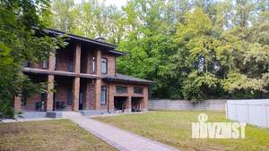 Дом 450м², 2-этажный, участок 15 сот.  