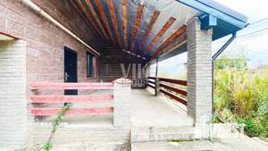 Коттедж 250м&sup2;, 2-этажный, участок 10 сот.  