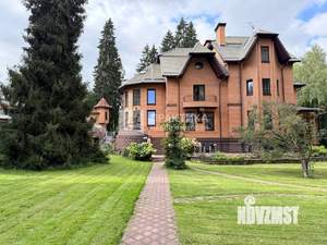 Дом 604м&sup2;, 4-этажный, участок 47 сот.  