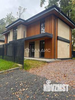 Дом 240м², 2-этажный, участок 15 сот.  