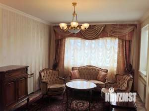 Дом 470м², 3-этажный, участок 12 сот.  