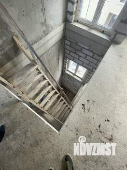 Таунхаус 130м², 2-этажный, участок 1 сот.  