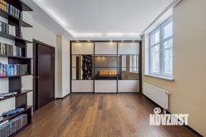 Таунхаус 160м², 3-этажный, участок 1 сот.  