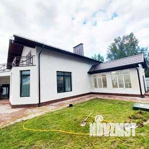 Дом 303м², 2-этажный, участок 6 сот.  