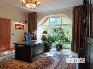 Дом 602м², 4-этажный, участок 17 сот.  