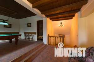 Дом 400м², 3-этажный, участок 50 сот.  