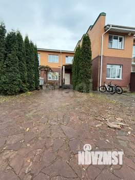 Таунхаус 140м², 2-этажный, участок 2 сот.  